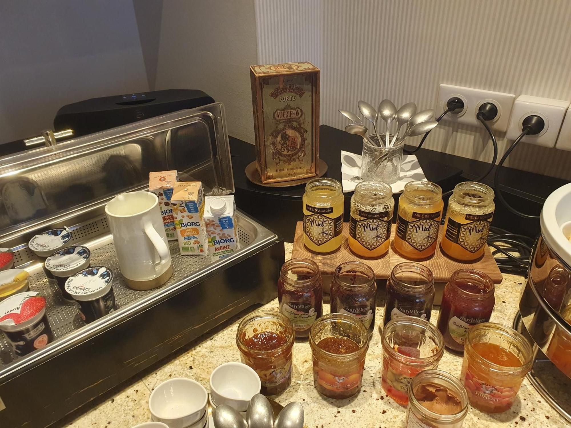 Hotel Le Griffon D'Or ブール・ガン・ブレス エクステリア 写真