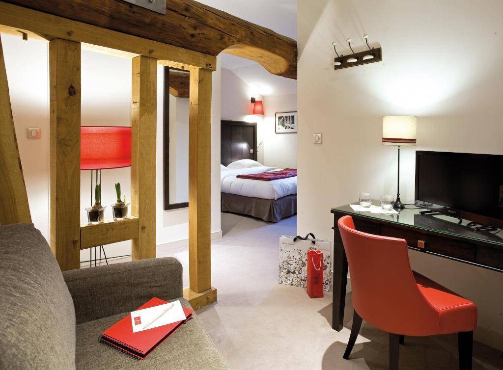 Hotel Le Griffon D'Or ブール・ガン・ブレス 部屋 写真